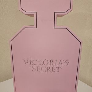 Empty VS advent calendar box